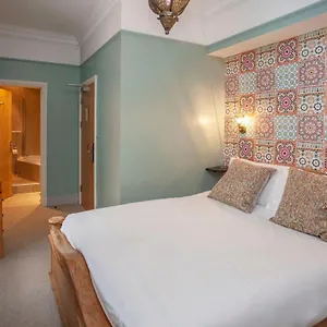  Holiday home Higgihaus #5 Sleeps 14-16 Hens Stags Big Groups United Kingdom