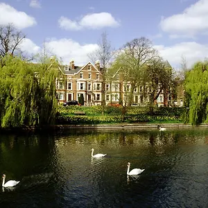 *** Hotel Arundel House United Kingdom