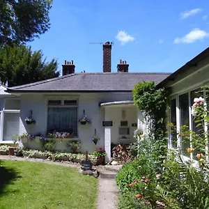Otters Bed & Breakfast Botley